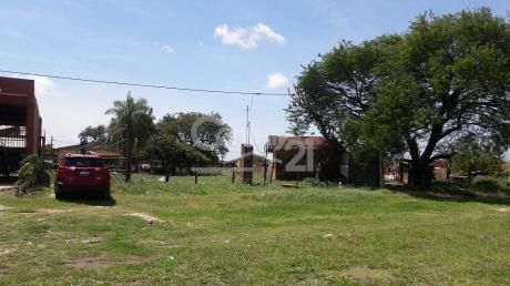 Venta De Terreno, Zona Sur Santos Dumont .