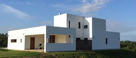 Casa En Barrio Mirador De La Tahona