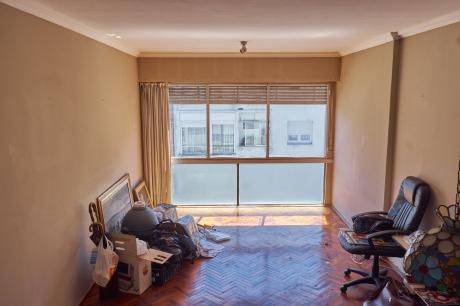 Departamento En Cordón 4 Dormitorios Y 3 Baños