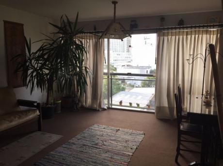 Apartamento 3 Dormitorios Y Garaje.