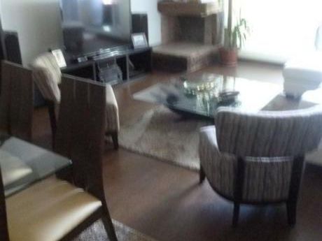 Precioso Apartamento Con Las Caracteríesticas De Una Casa!