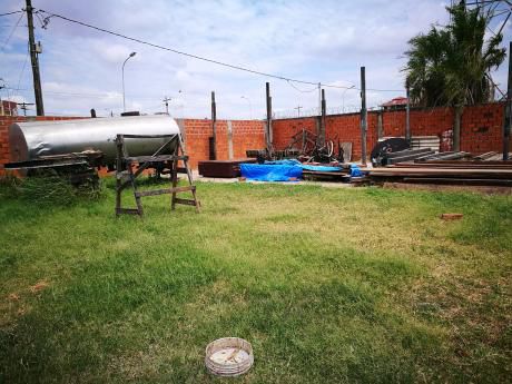 Terreno En Venta 8vo Anillo Y G77
