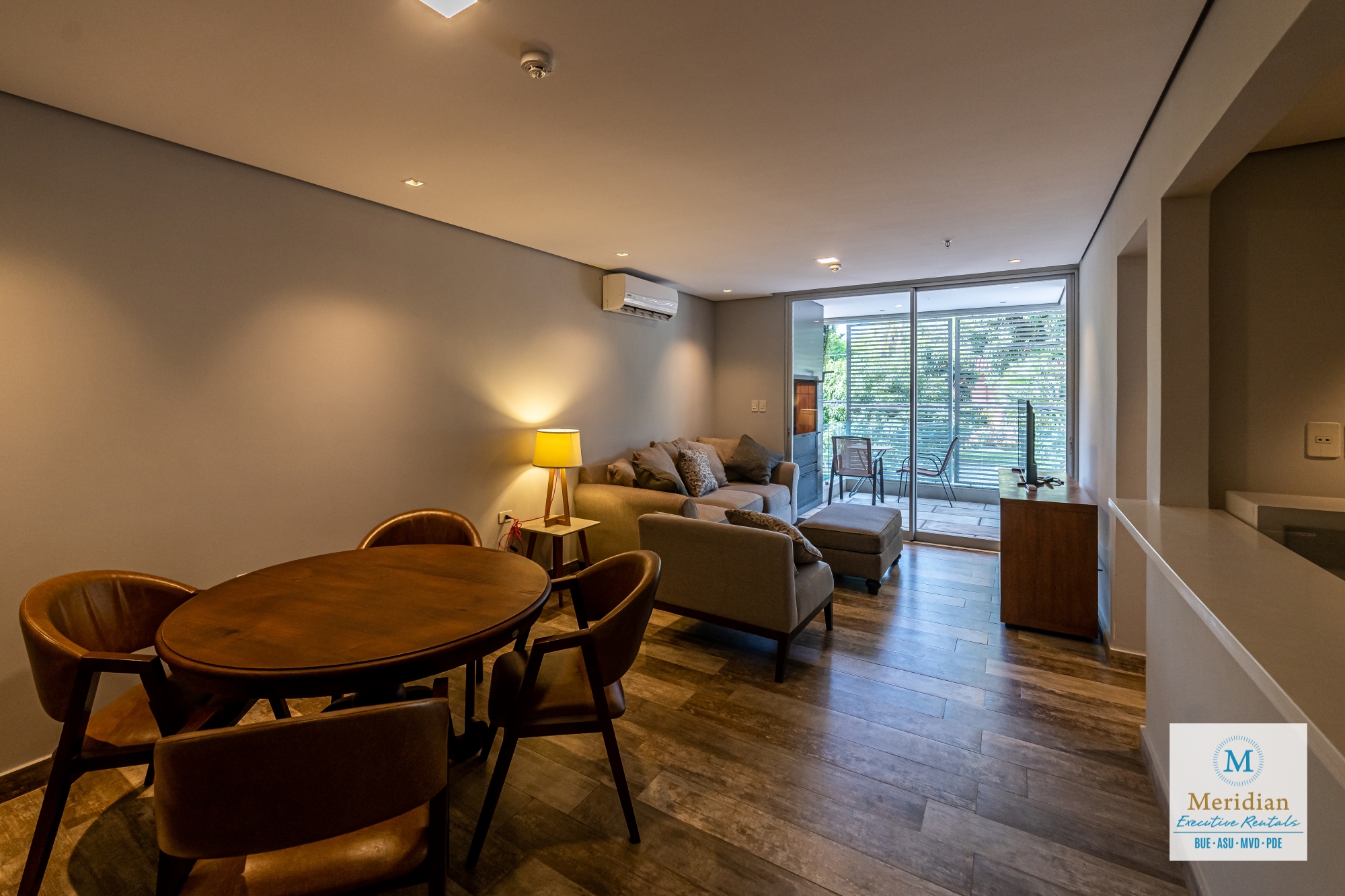Villa Morra a pasos de todo! Equipado 100%! — foto 3