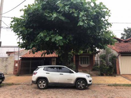 En Venta Casa Zona Herrera- Denis Roa