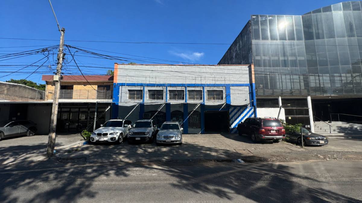 VENDO DEPOSITO + OFICINAS 700 m2 SOBRE AV. REPUBLICA — foto 2