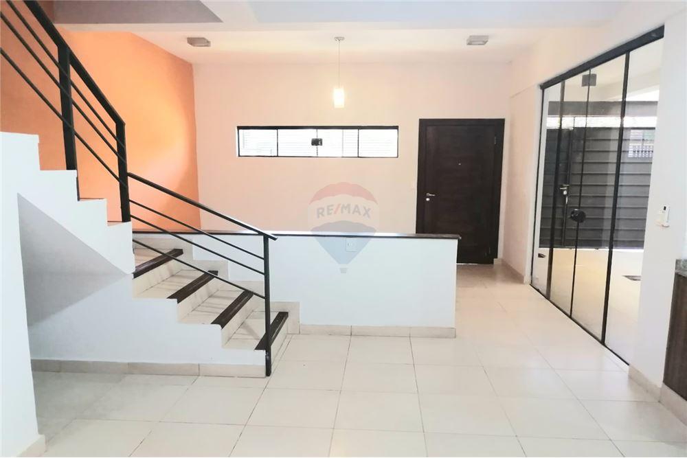 ALQUILO DUPLEX EN SAJONIA! — foto 2