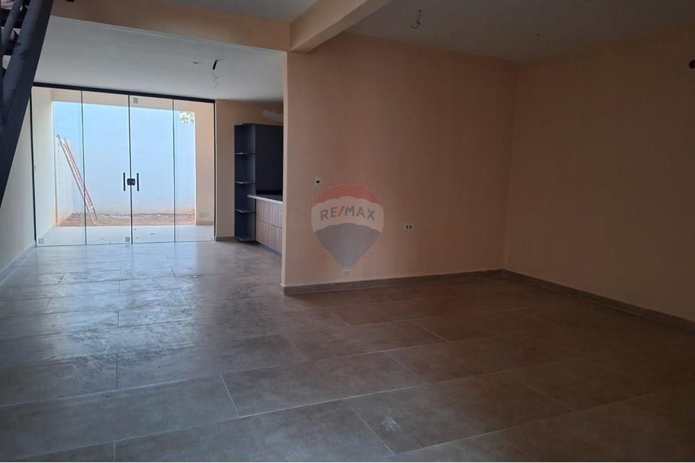 VENDO DUPLEX A ESTRENAR EN ÑEMBY — foto 3