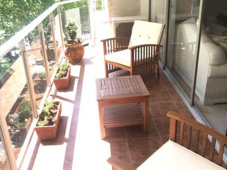 Excelente Planta , Impecable Proximo A Plaza Gomensoro