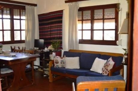 Casa Con Estufa A Leña, Parrillero Y Apartamento Al Fondo