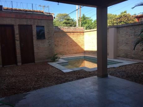Alquilo Duplex Con Piscina Barrio Jara