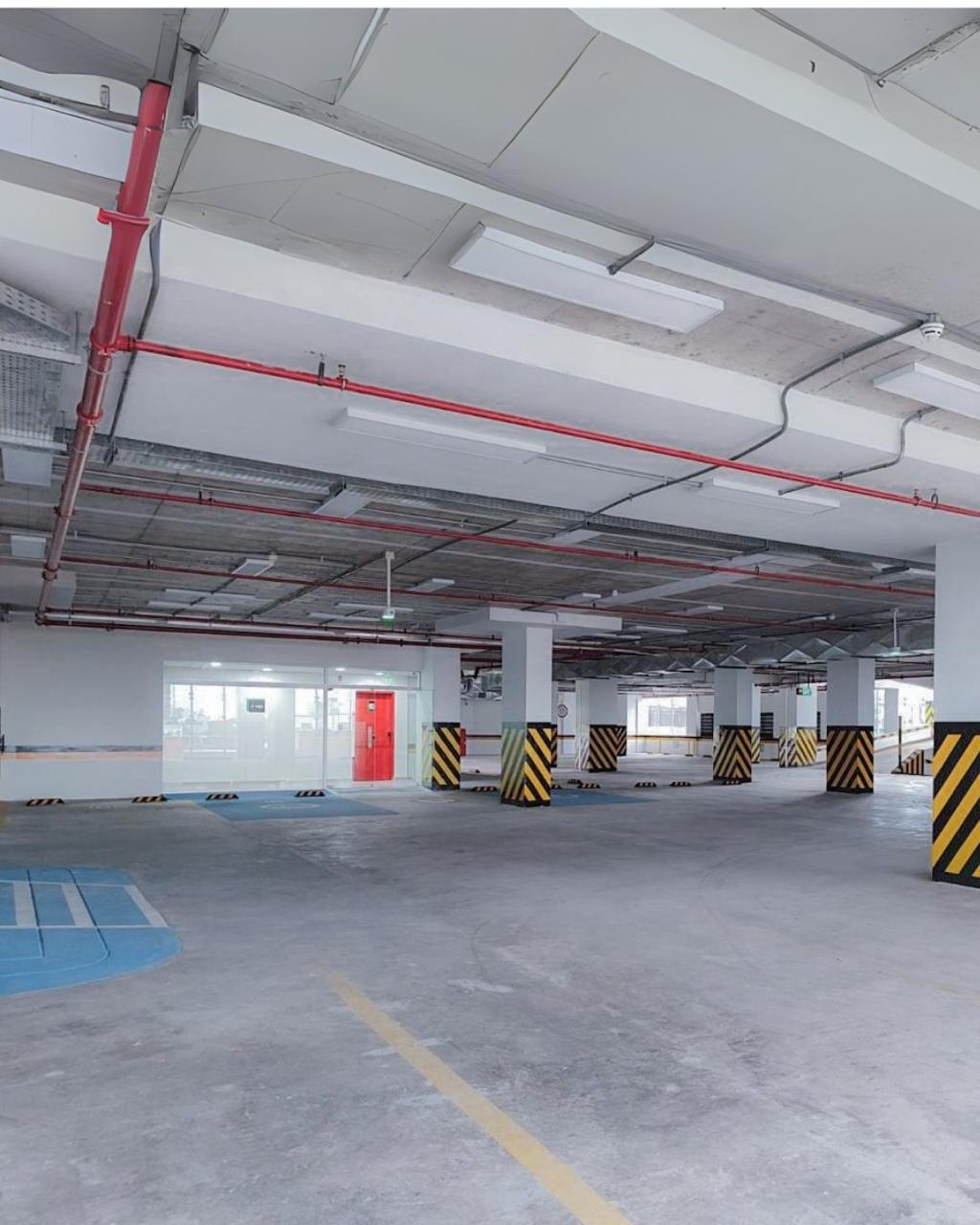Oficina de 132 m2 en Villamorra — foto 2