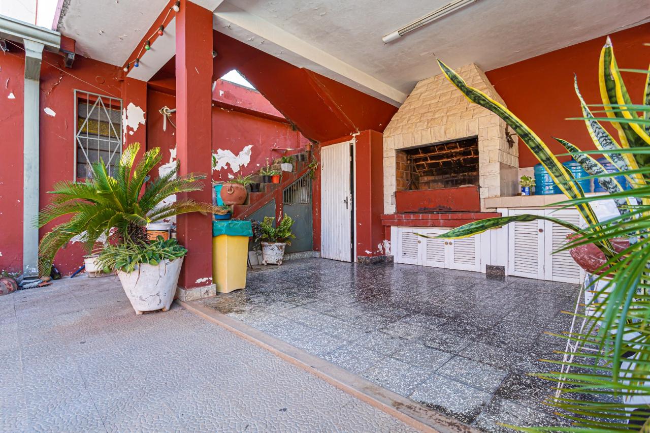 RESIDENCIA EN BARRIO HERRERA EN VENTA — foto 2