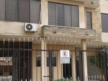 Alquiler.- 900 $us Depto 4 Dorm Sobre 4 Anillo Zona Norte
