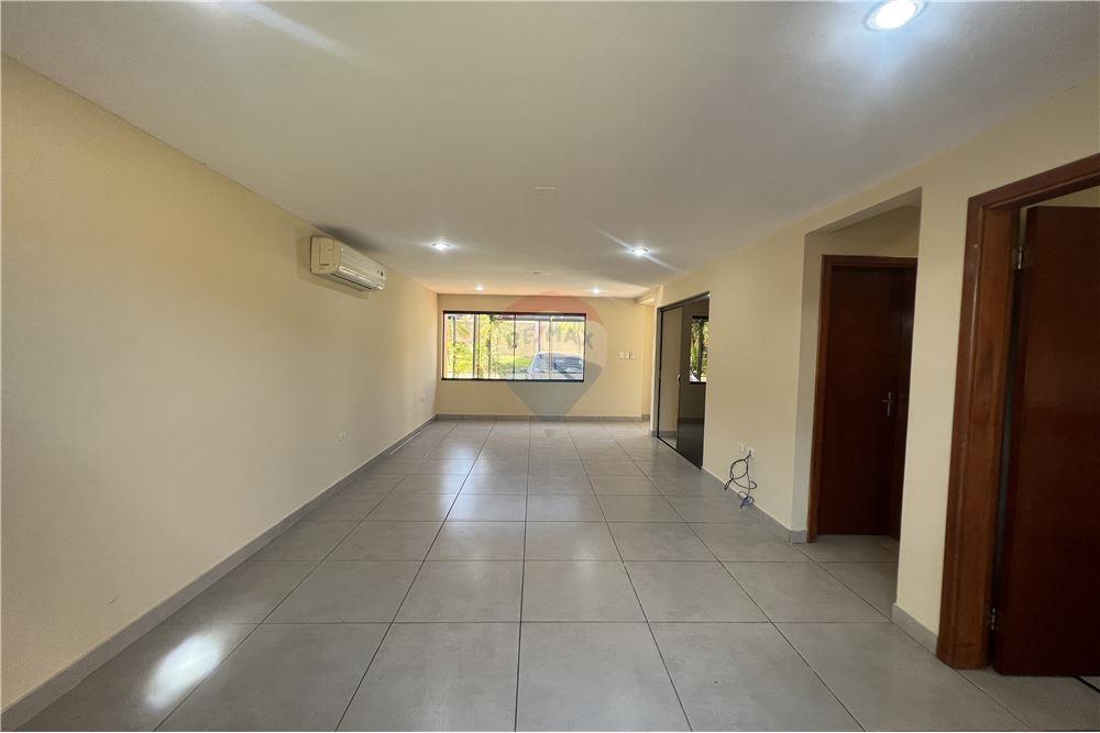 Dúplex en venta en Luque — foto 2