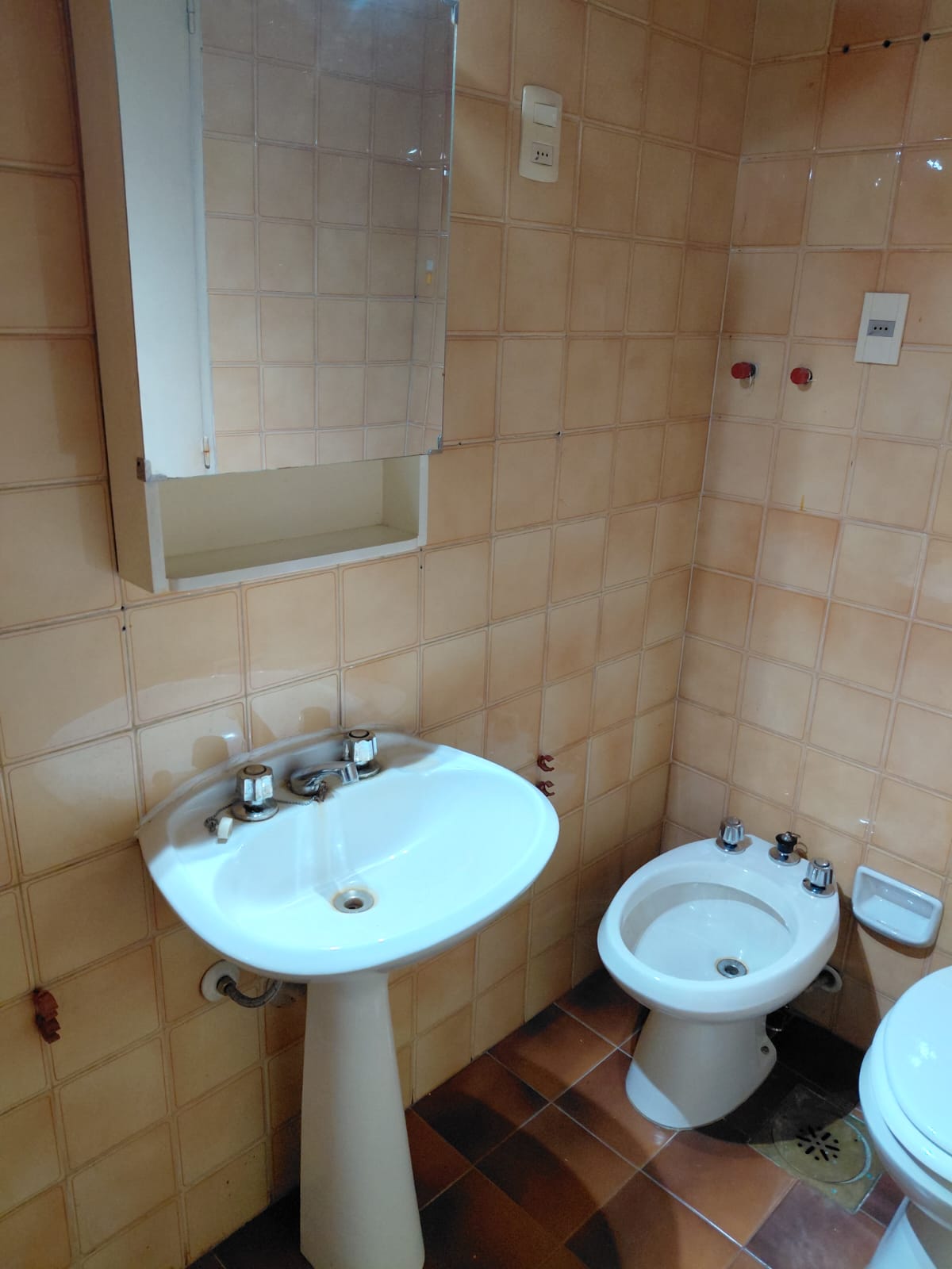 Oficina 43 M² | Muy Luminosa | Piso 9 | Centro | Portería · Foto 12