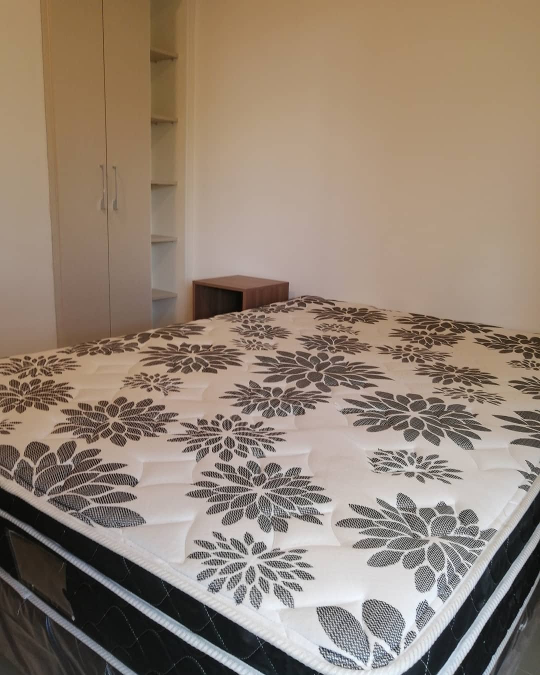 Alquiler de Exclusivo Departamento de 2 Dormitorios en el Prestigioso Barrio Trinidad — foto 3