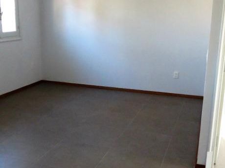 En Centro De Carrasco