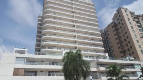 Punta Del Este A Estrenar