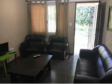 Venta De Casa 2 Dormitorios En Villa Argentina, Canelones-