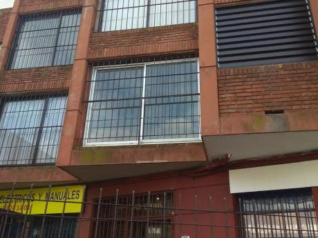 Apto 1 Dorm En Centro. Miguelete Y B.amorin