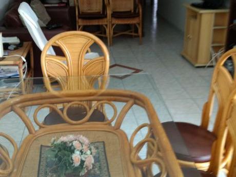 Venta Apto Muy Completo En Pocitos, Tres Dormitorios , Servicio Y Gge