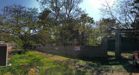único Terreno De 3.090 M2 Sobre Av. Defensores Zona Petropar