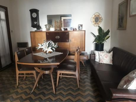 Casa En Barrio Brazo Oriental