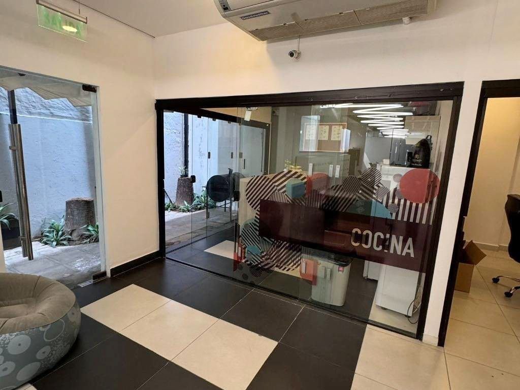 Alquilo amplia oficina corporativa completamente equipada! — foto 3