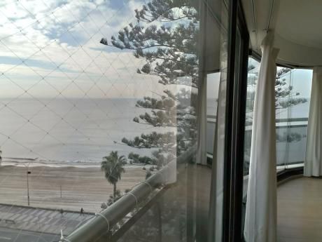 Apt 2 D Con Vistas Increibles Playa Pocitos