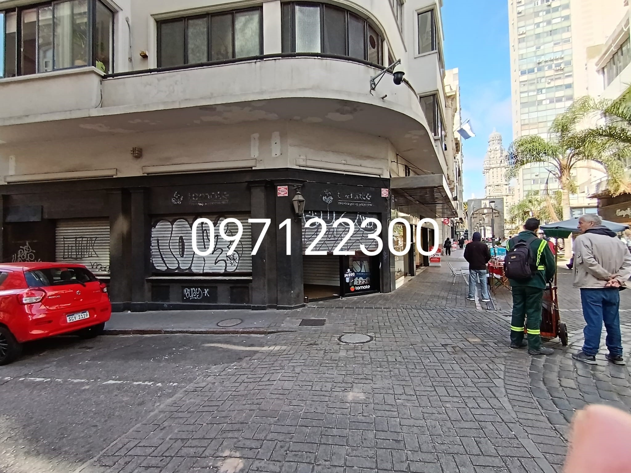LOCAL COMERCIAL ESQUINA ALQUILER SARANDÍ Y BARTOLOMÉ MITRE