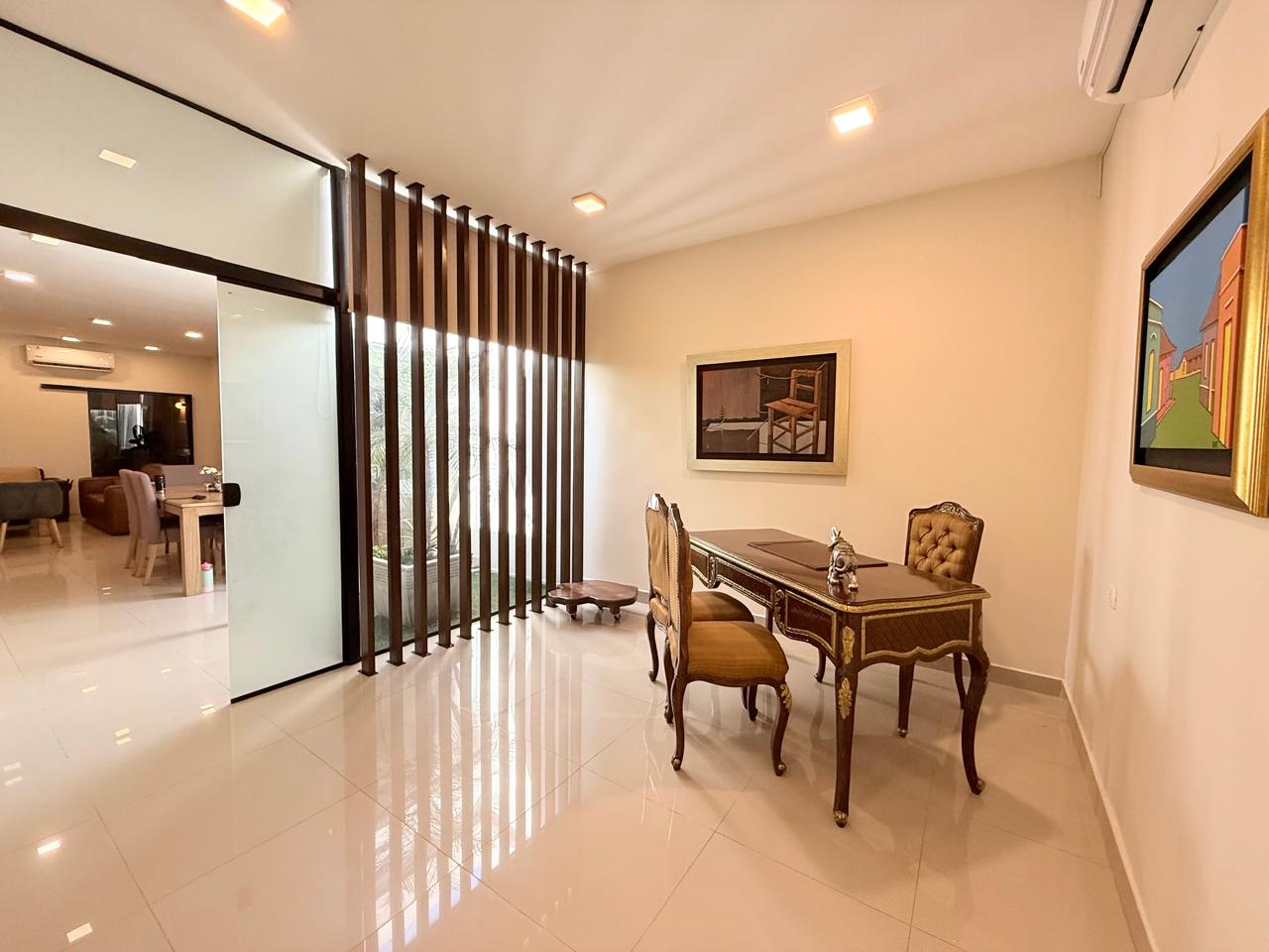 En Venta Residencia De 4 Habitaciones En Bº Recoleta — foto 3
