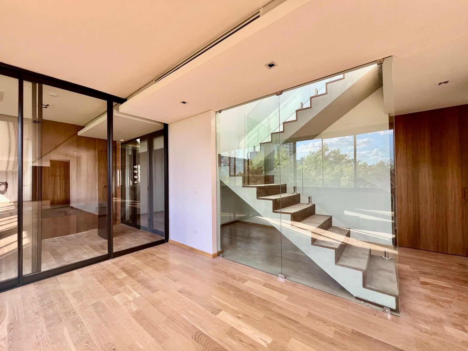 EN ALQUILER EXCLUSIVO PENTHOUSE A ESTRENAR EN BARRIO JARA — foto 2