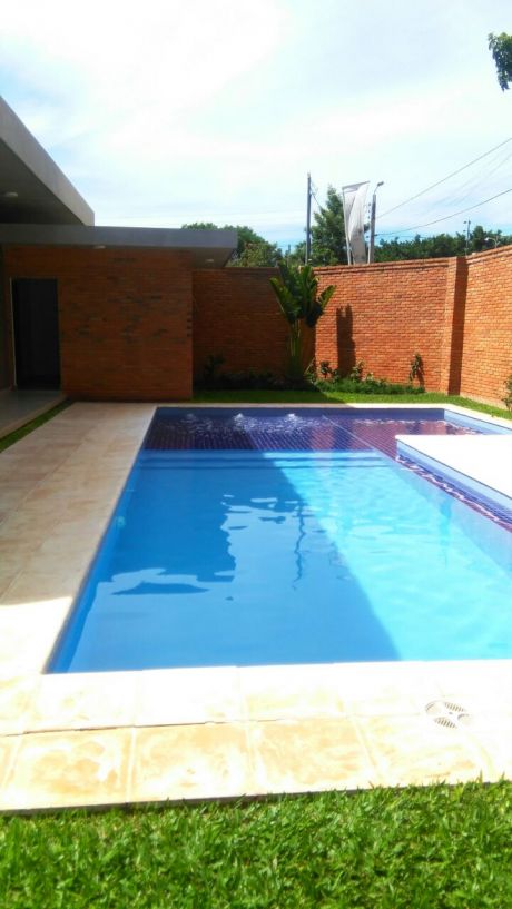 Duplex En Condominio Zona Conmebol