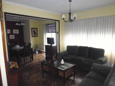 Venta Apartamento Cordon 3 Dormitorios Estar Servicio Garaje