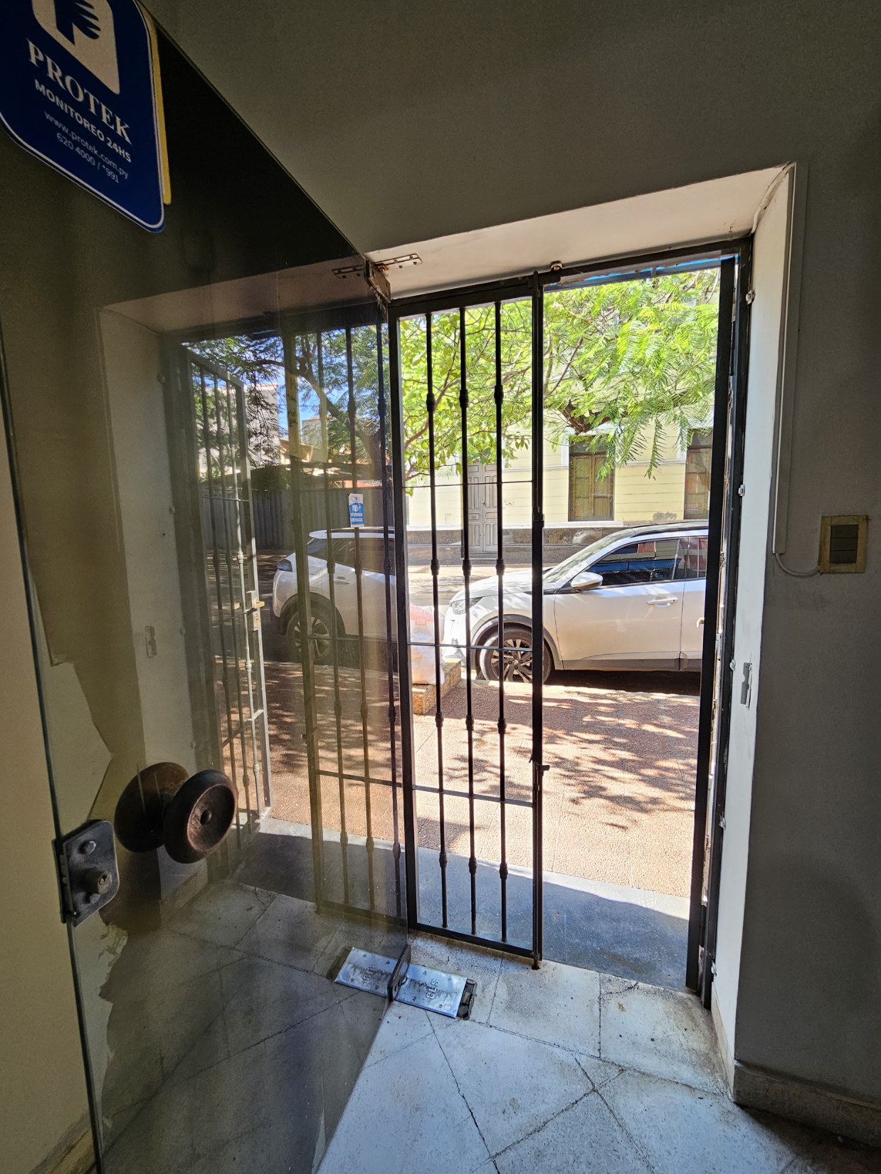 ALQUILO CASA PARA OFICINA EN EL CENTRO DE ASUNCION — foto 2