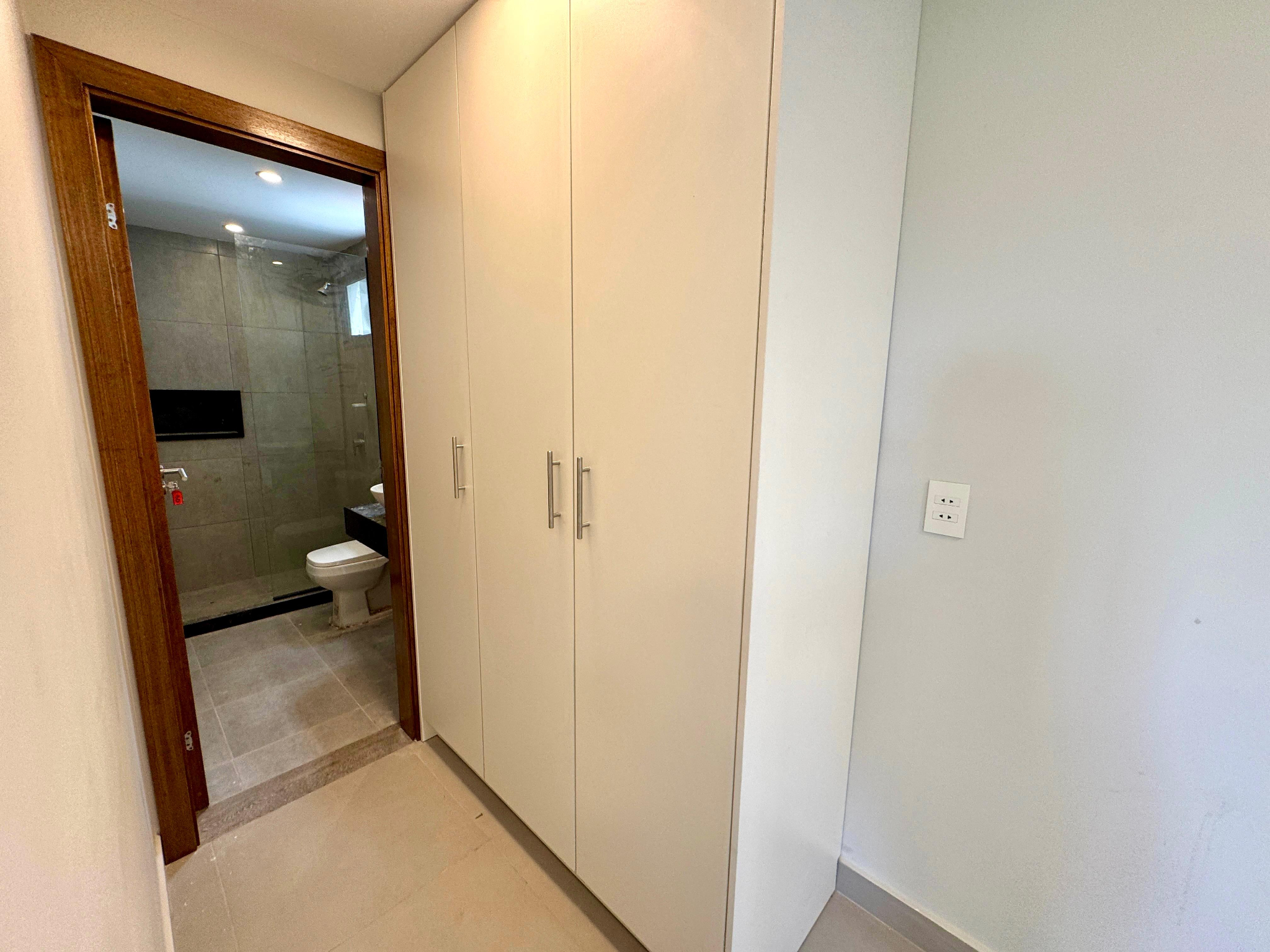 VENDO DEPARTAMENTO MONOAMBIENTE A ESTRENAR EN EL EDIFICIO MARSELLA — foto 2
