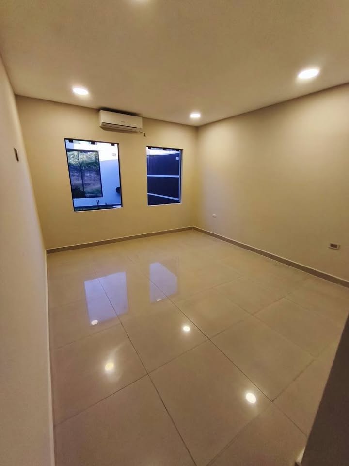 ALQUILO DUPLEX EN CAMBYRETA ITAPUA — foto 3