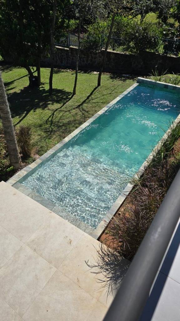 VENDO HERMOSA RESIDENCIA CON DOBLE FRENTE y VISTA AL LAGO. ID:27071 — foto 2