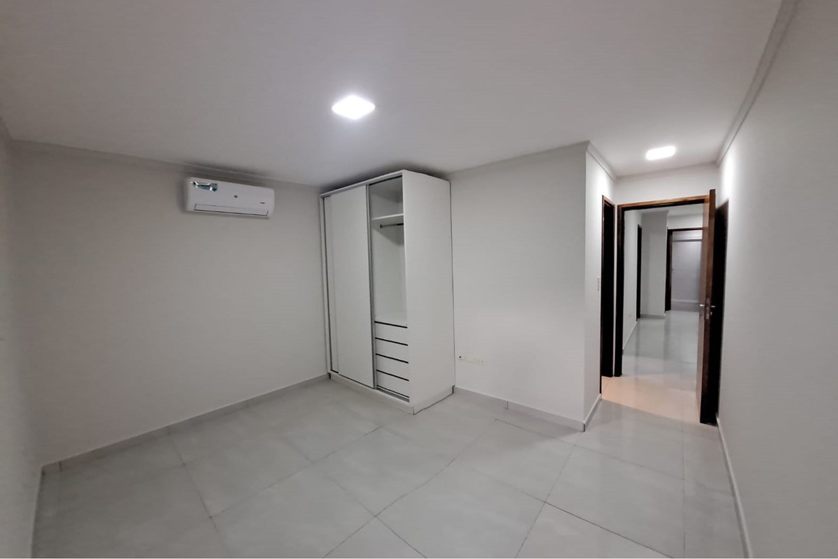 ALQUILO DUPLEX EN BARRIO VILLA AURELIA — foto 2
