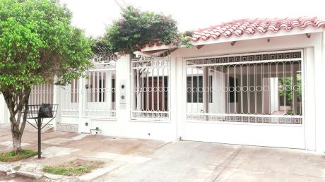 Hermosa Casa En Alquiler Zona Oeste