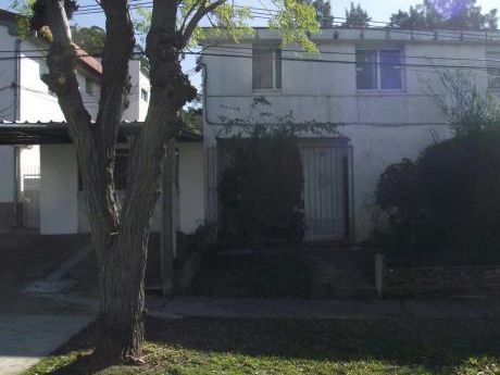 Hermosa Vivienda De 3 Dormitorios L 22