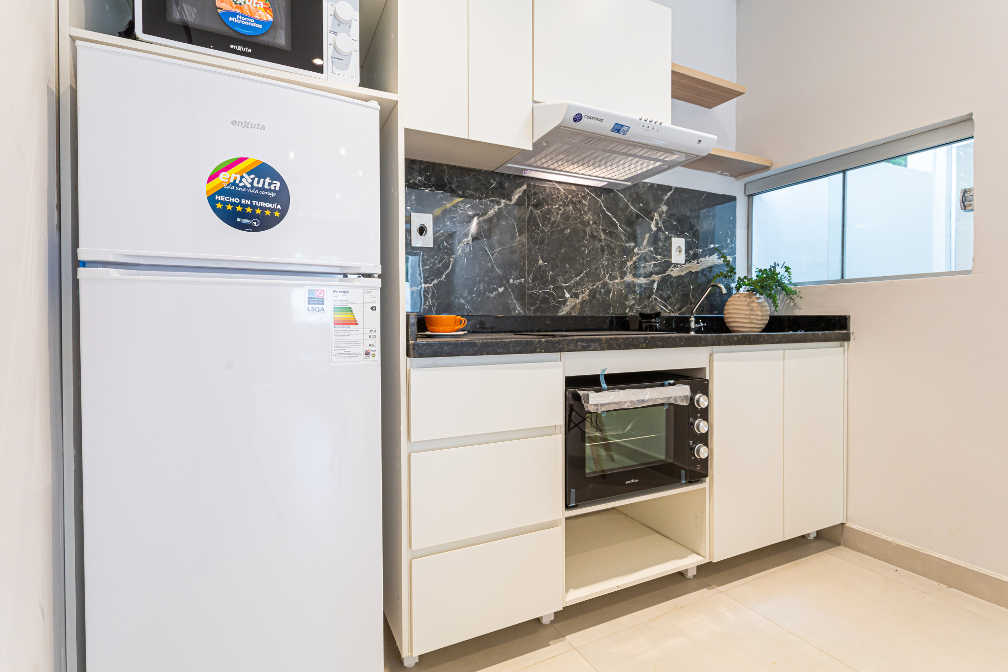 En Venta Casa De 2 Dormitorios En Barrio Cerrado De Luque — foto 3