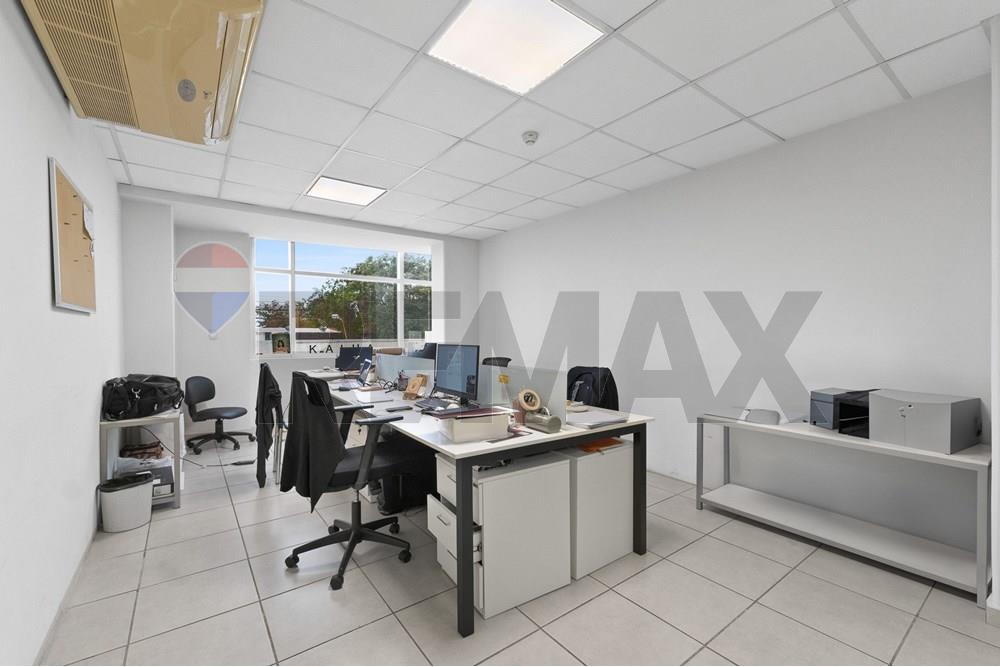 Oficina - Alquiler — foto 3