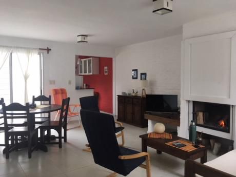 Cálida Casa En Pinares De Atlantida Totalmente Equipada