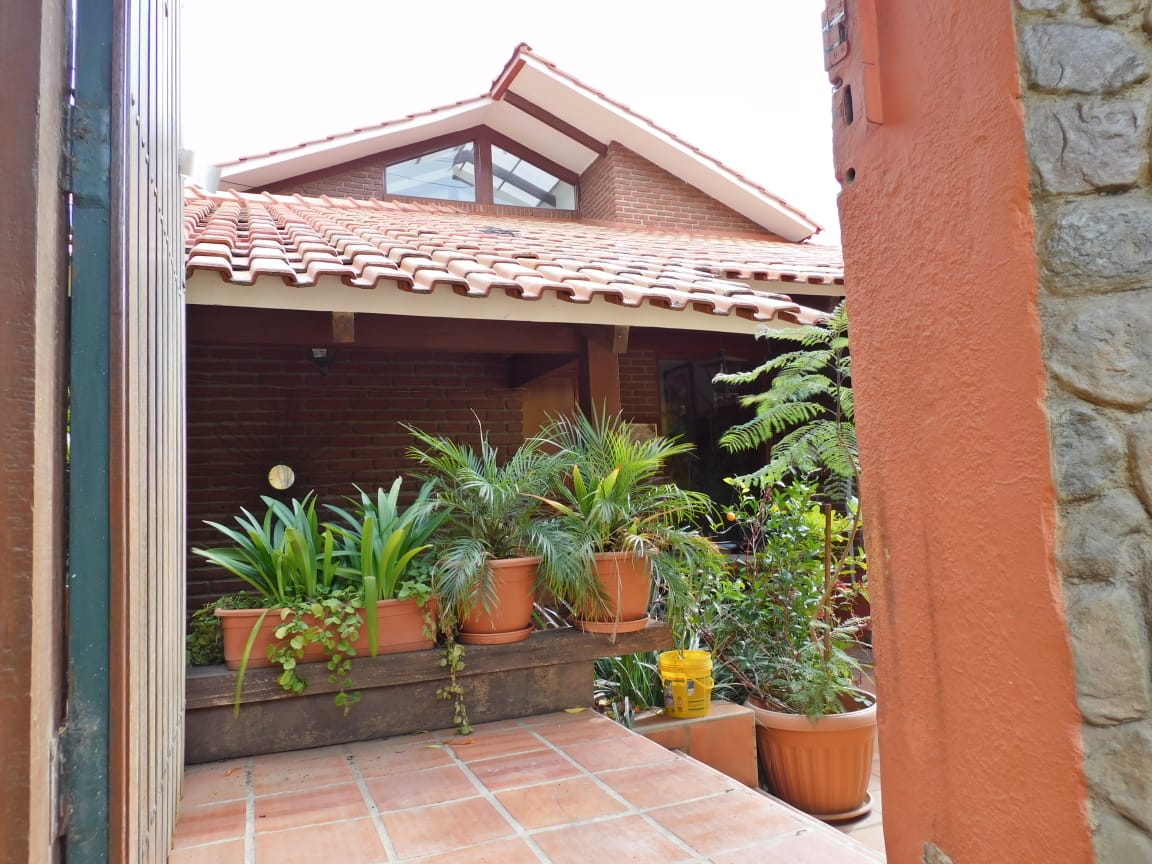 Casa en venta en Queru Queru