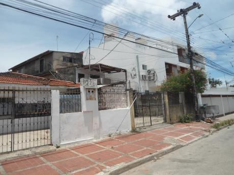 O&M - Bienes Raíces - Ofrece. Alquiler De Departamento.