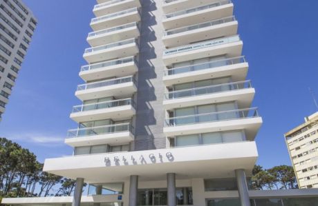 Muy Lindo Departamento En Torre Con Amenities.