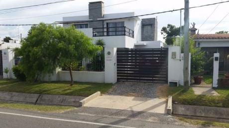Duplex Solymar 4 Dormitorios A Estrenar!.