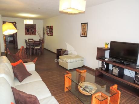 Apartamento En Alquiler Temporal En Puerto De Buceo 2 Dormitorios