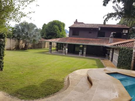 Vendo Hermosa Y Amplia Residencia En Zona Norte, A Metros De Asunción